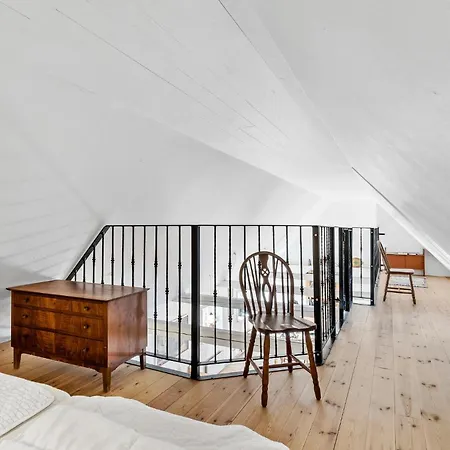 Feriehus Amazing In With Wifi