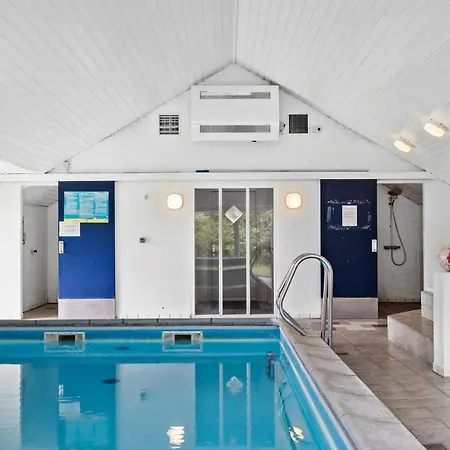 Amazing In With Indoor Swimming Pool Dom wakacyjny
